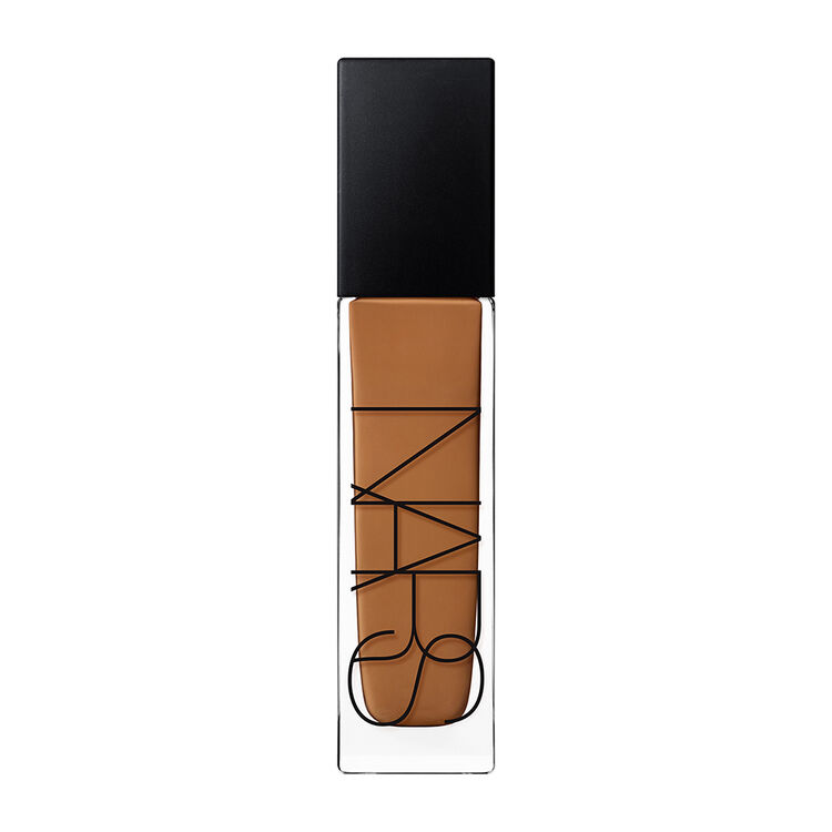 Natural Radiant Longwear Foundation, 