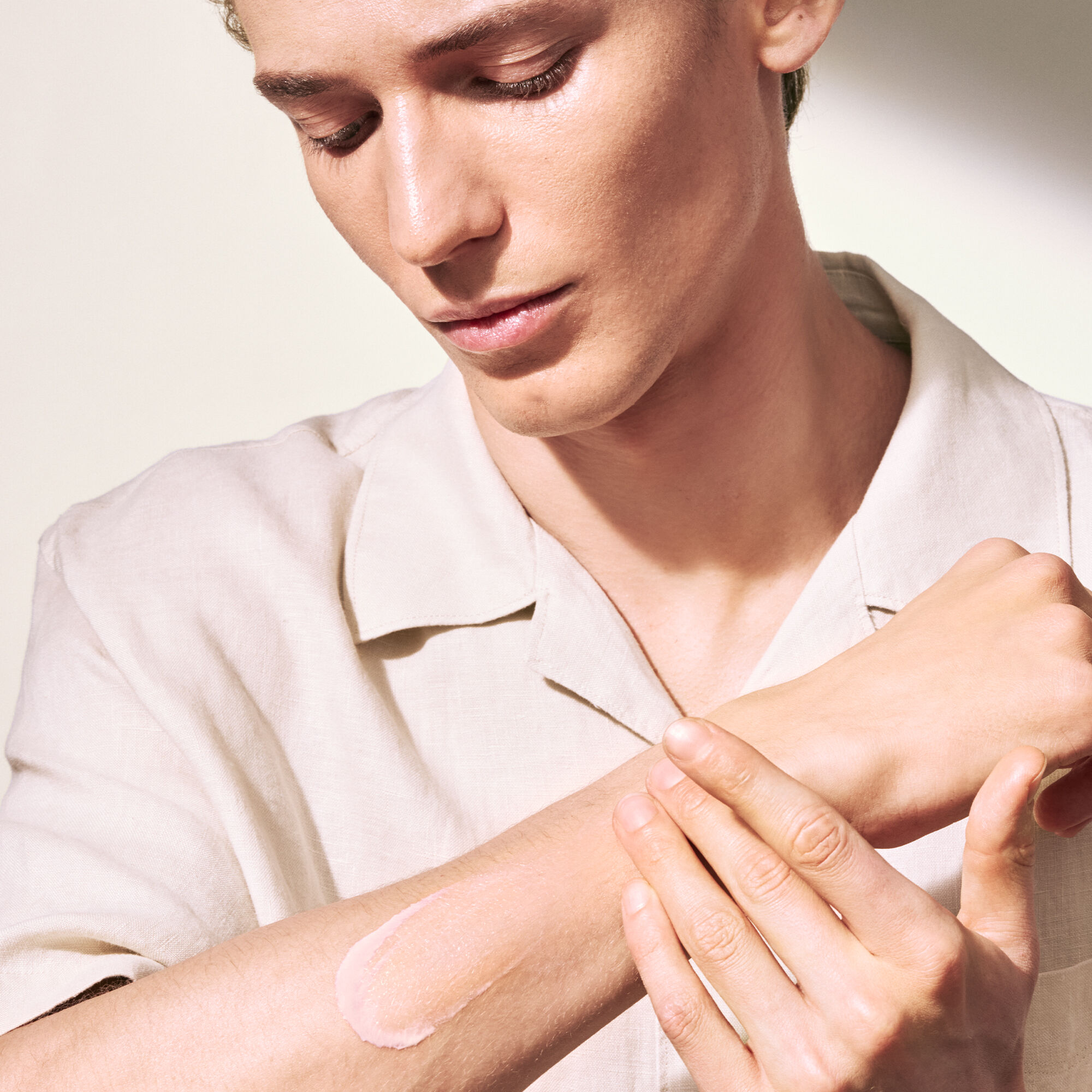 Display Product shot 4 of UV Protective Emulsion for Body SPF 60+, 