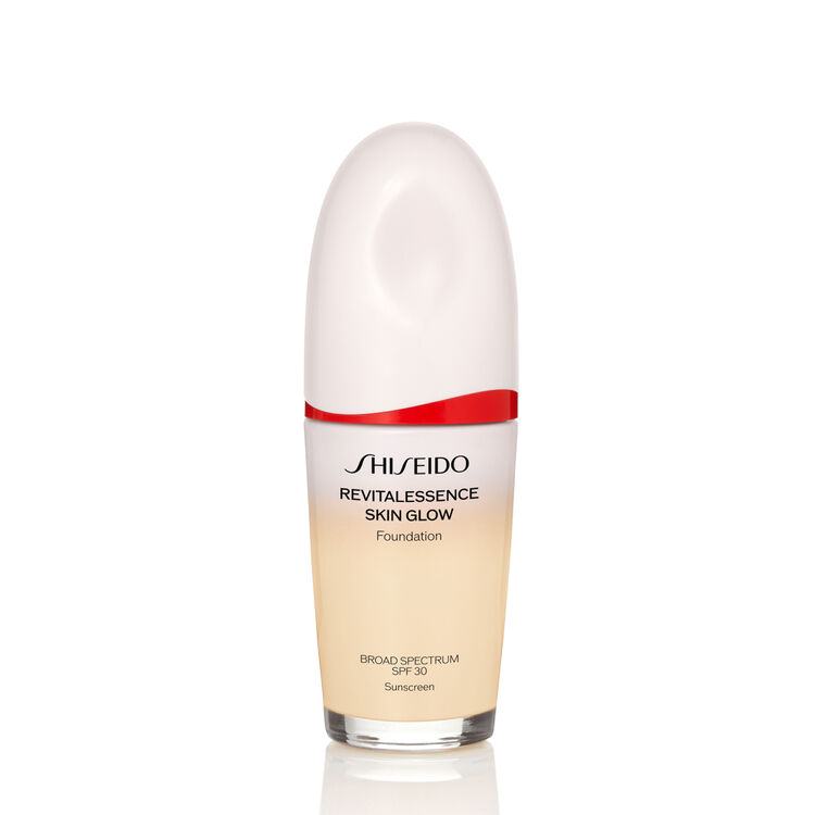 REVITALESSENCE SKIN GLOW Foundation SPF 30, 